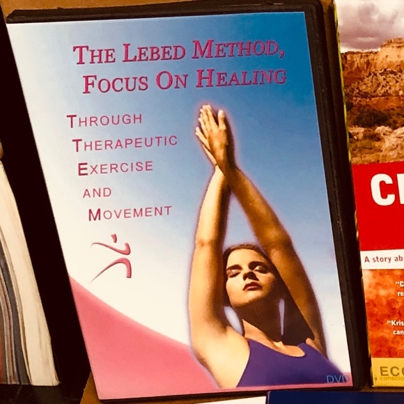 LOT of 11 Breast Cancer Support Bundle, CDs DVDs Bracelets Survival Manual Books - Picture 11 of 15